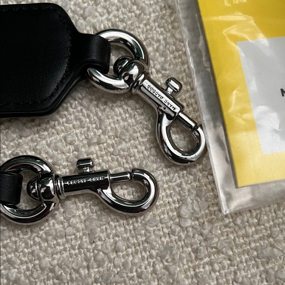 Marc Jacobs Black Canvas Tote Bag - Picture 2 of 14